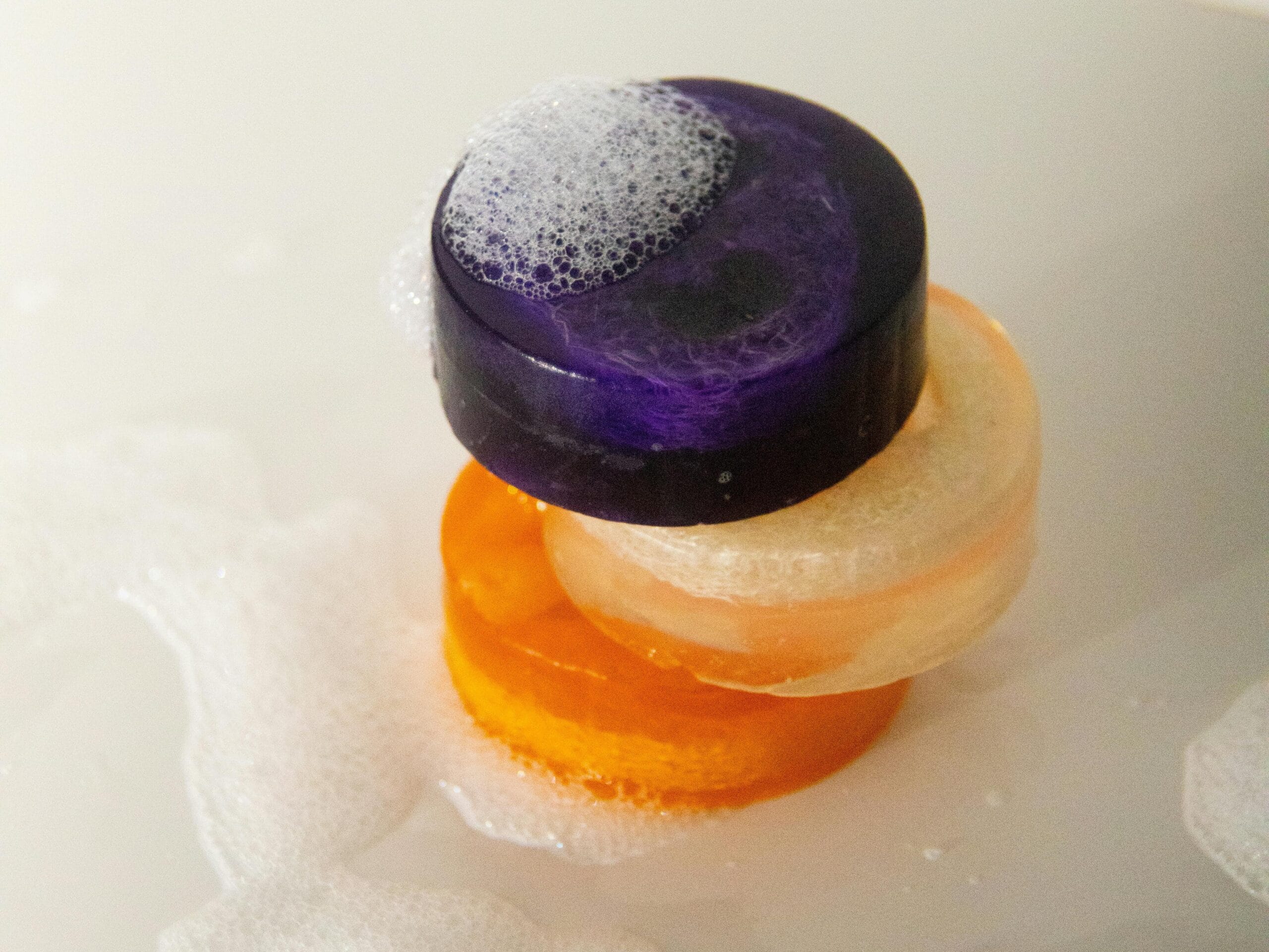 Gold polishing with soap water