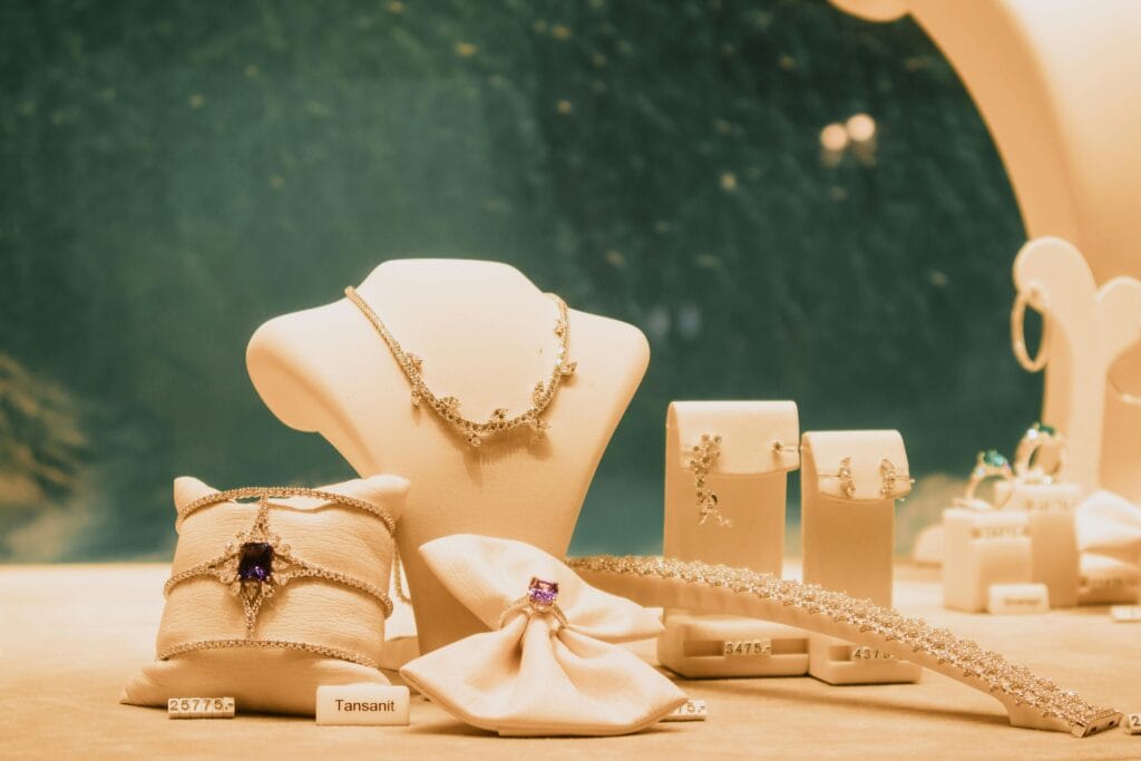 Daily wear jewellery for women
