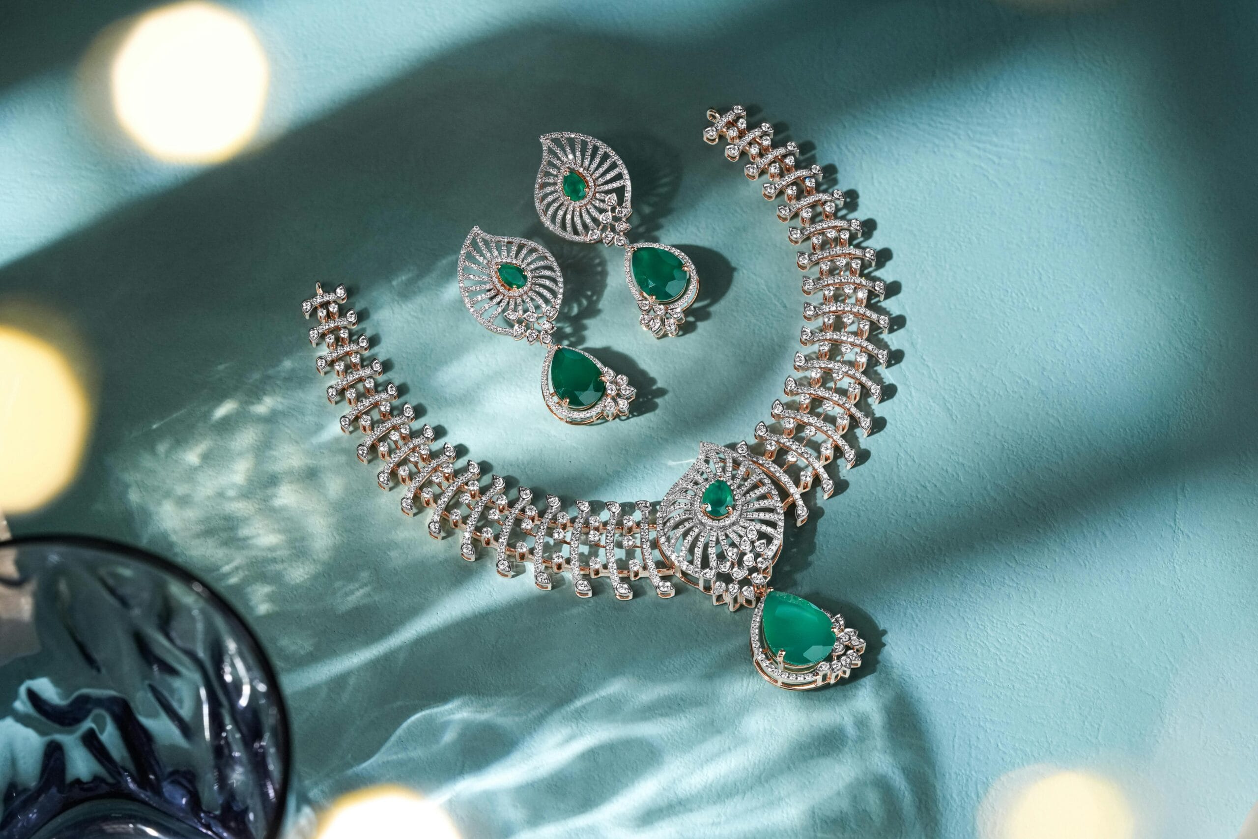 Jewellery cleaning and polishing