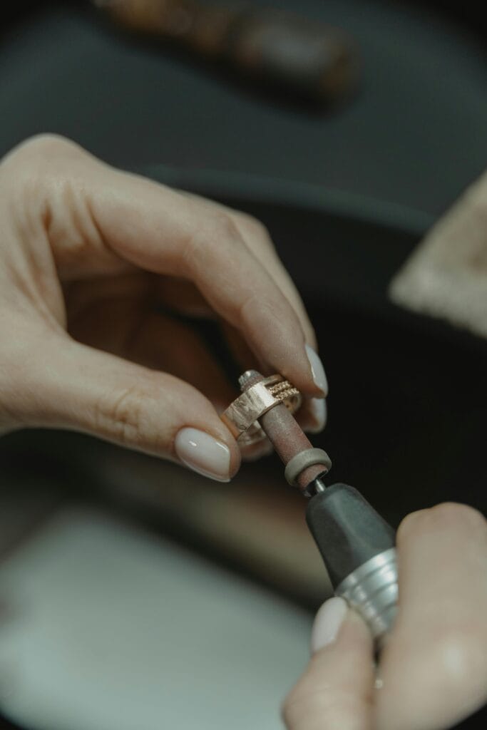 Gold jewellery repair and polishing service in Raichur