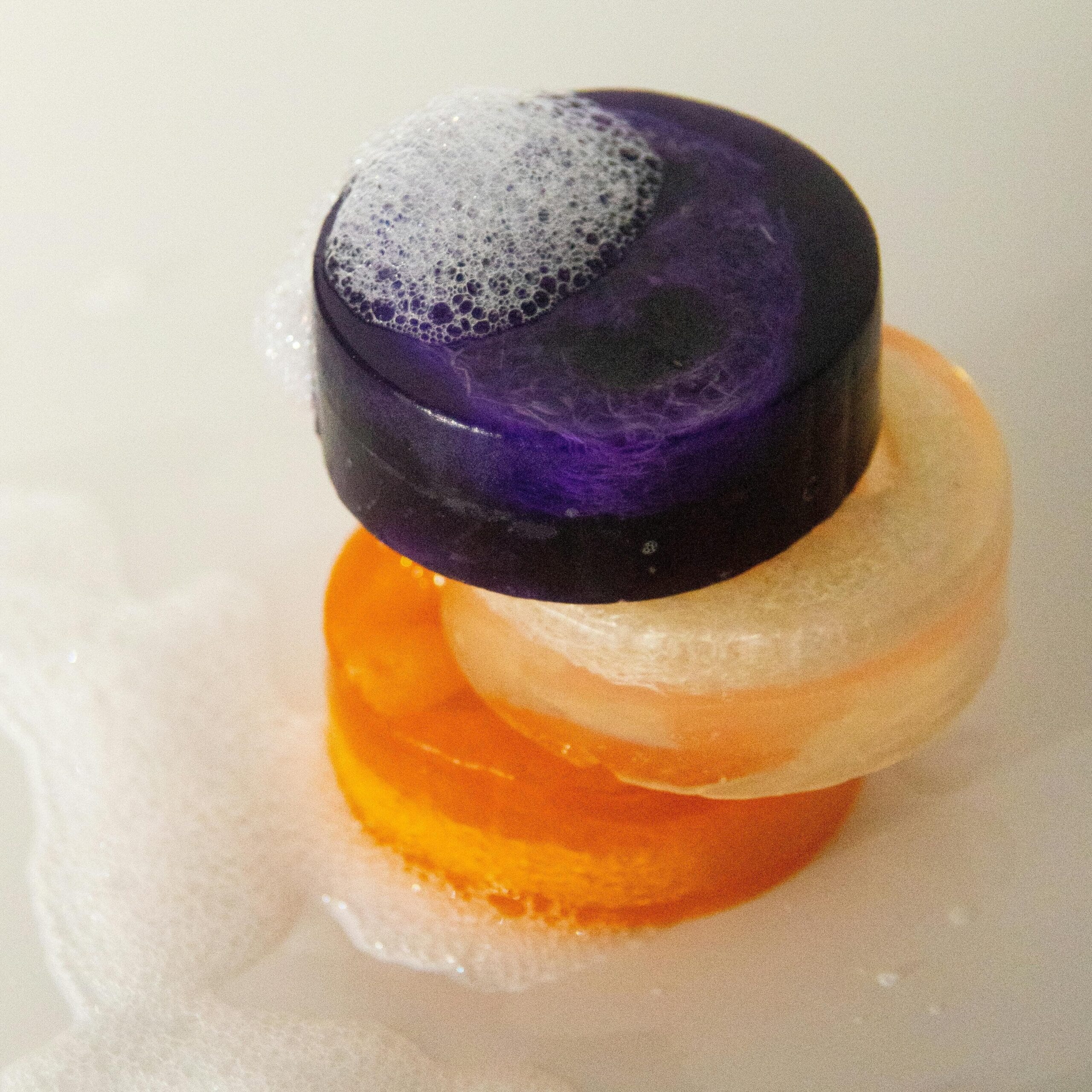 Gold polishing with soap water
